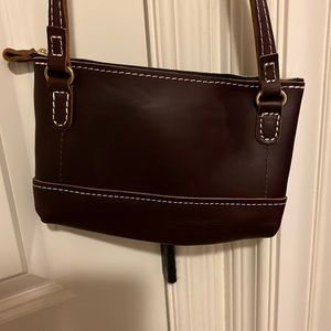 PORTLAND LEATHER GOODS FIESTA CROSSBODY BAG COGNAC